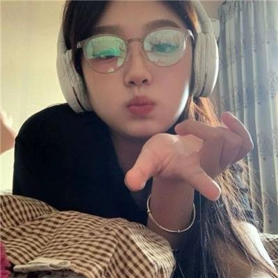 楼上春色